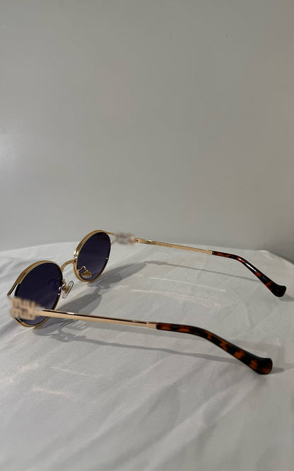 M sunglasses